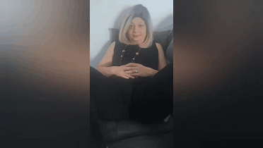 j'Écarte mon body et me gode à fond