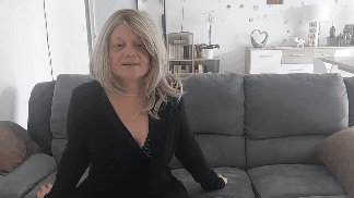 le jeu des doigts dans chatte et cul