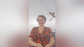 exhib à la salle de sport avec mon gode